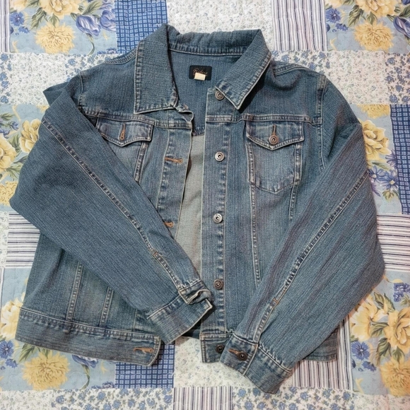 Blue Denim Jacket - Picture 2 of 4